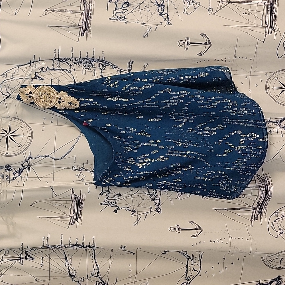 Lily holiday blouse